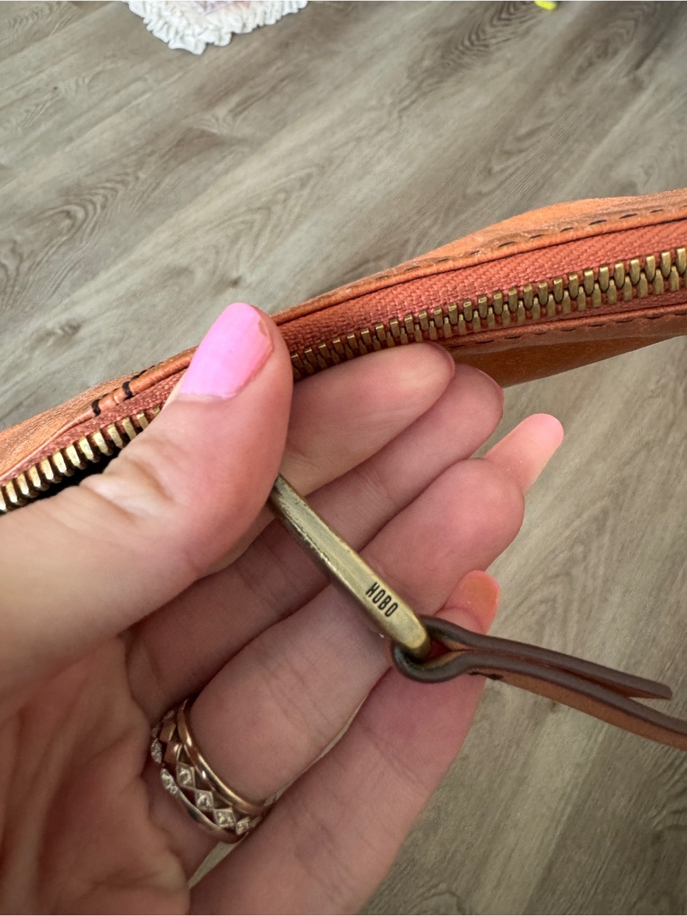 Hobo Genuine Leather Wristlet Brown Ring - Picture 5 of 8